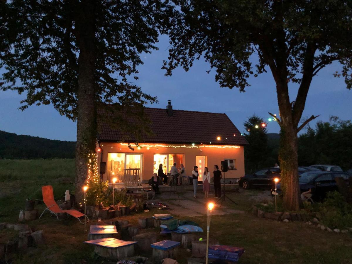Peace Valley - Dolina Mira Janja Gora Bagian luar foto